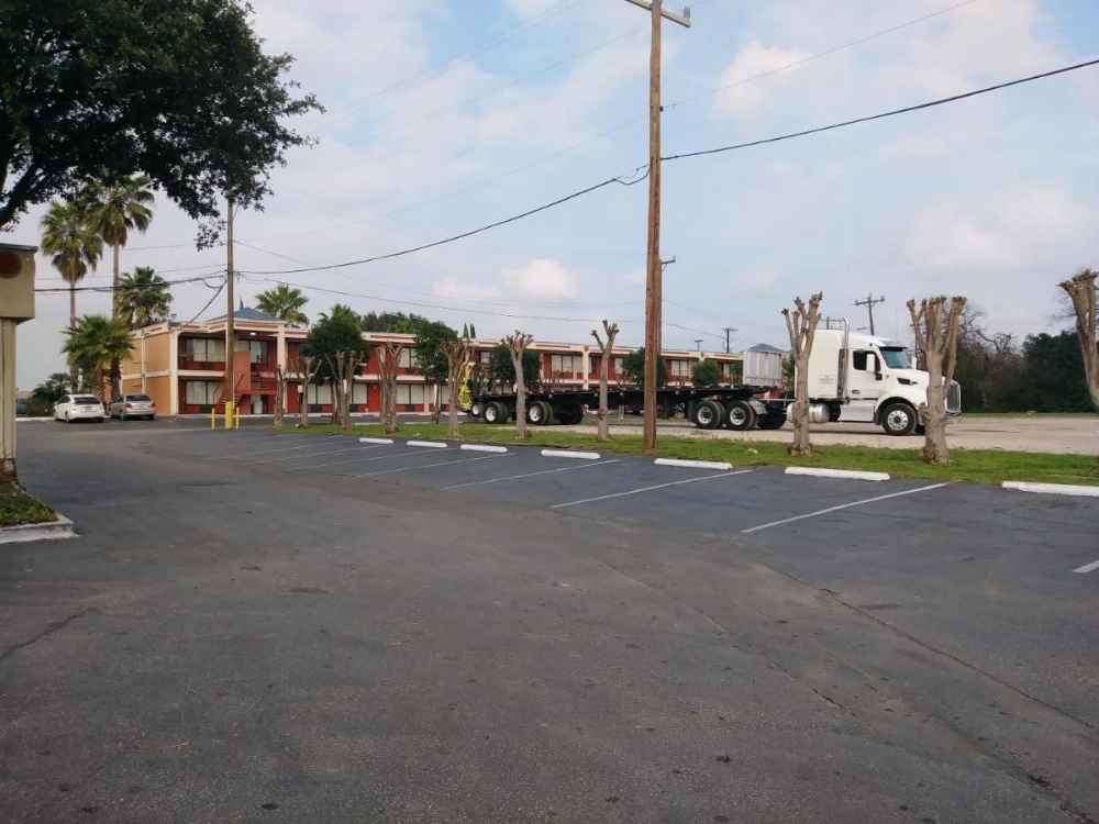 Knights Inn San Antonio near Frost Bank Center Image 10