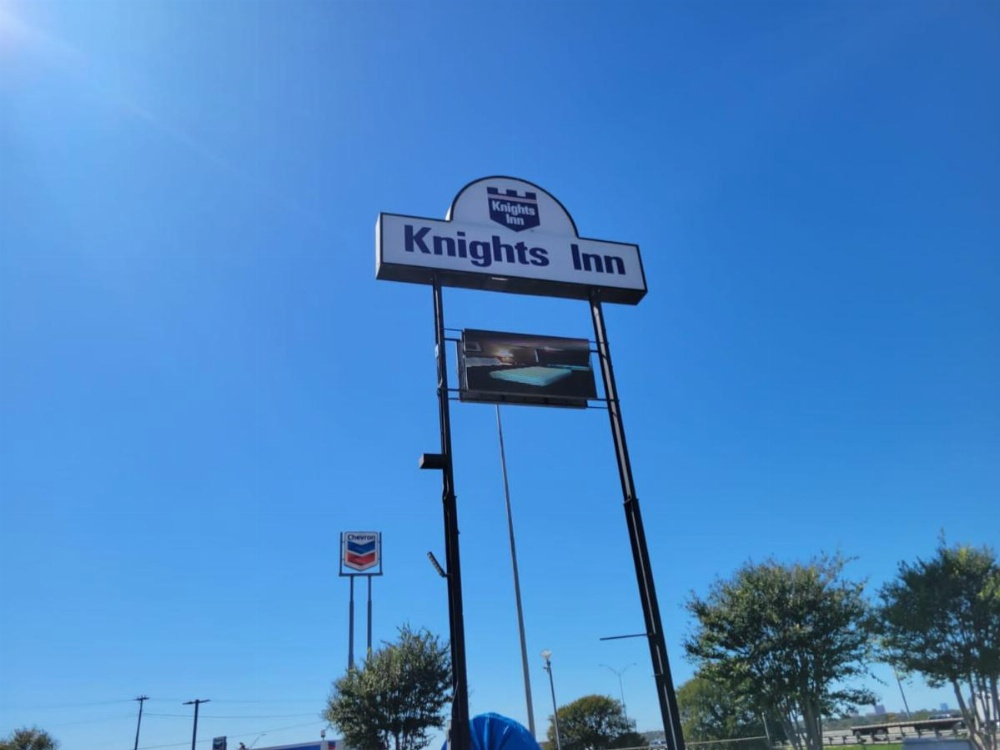 Knights Inn San Antonio near Frost Bank Center
